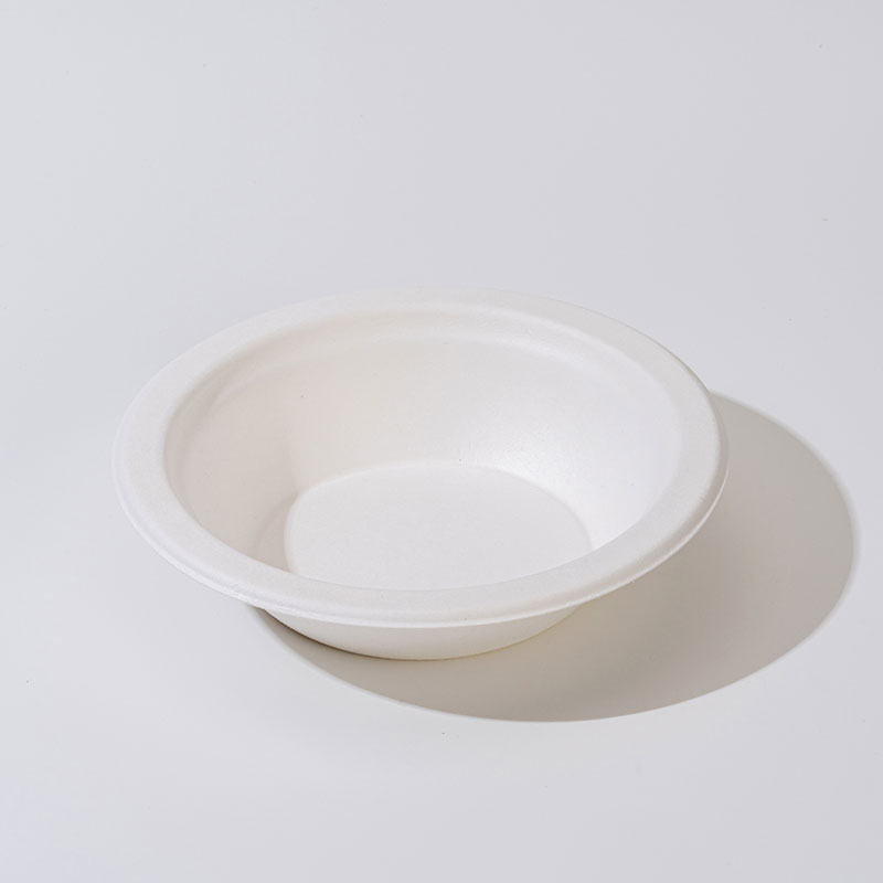 What is sugarcane pulp tableware made of?